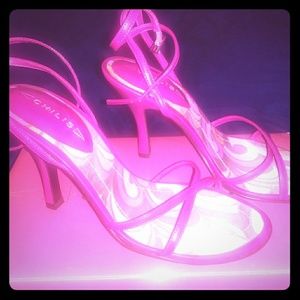 Chili's Pink 3' Pumps-NEW